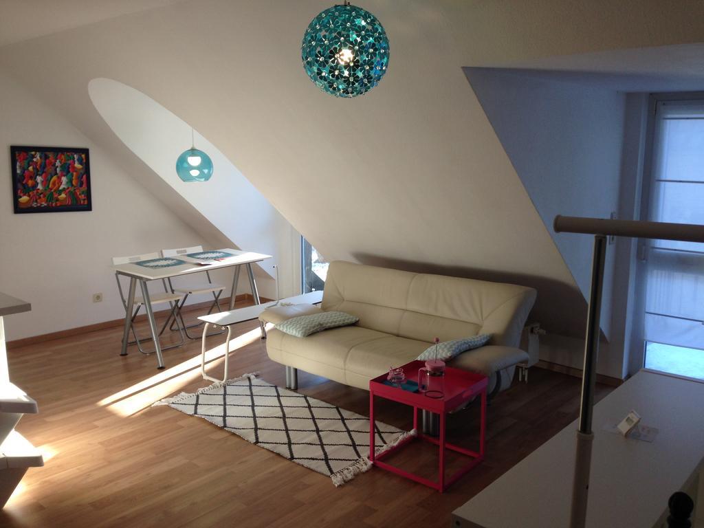 Studio Ochsenfurt Mit Sonnigem Balkon Dış mekan fotoğraf